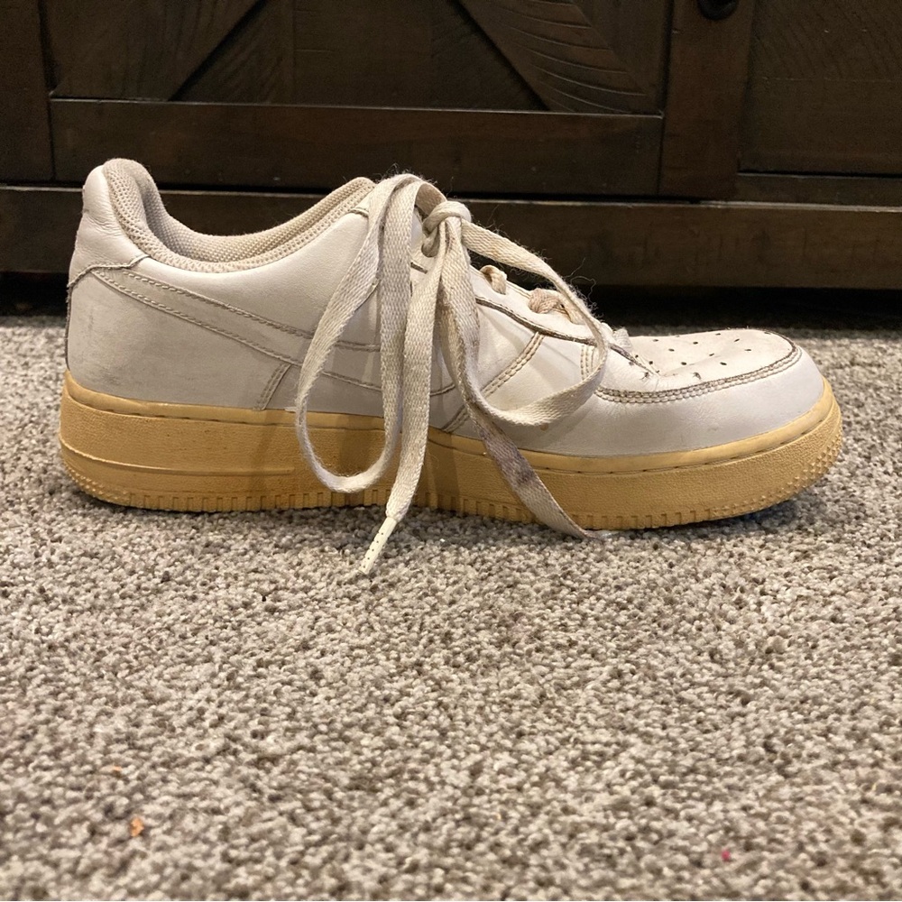 VTG Nike Air Force 1 Low GS White  - 314192-113 Kid Size 7Y; Women 8.5; 2006 - Picture 6 of 11